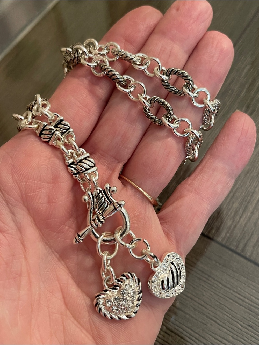 Vintage Premier Designs “Two Hearts” Silver-tone Toggle Cable Chain Necklace - Picture 12 of 14